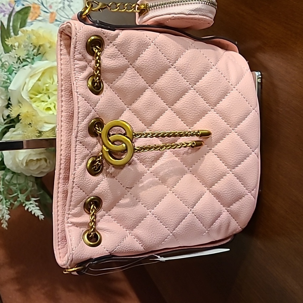 NWT Vegan Leather Bucket Crossbody Bag